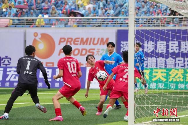 双方球员正在拼抢。永州市融媒体中心供图